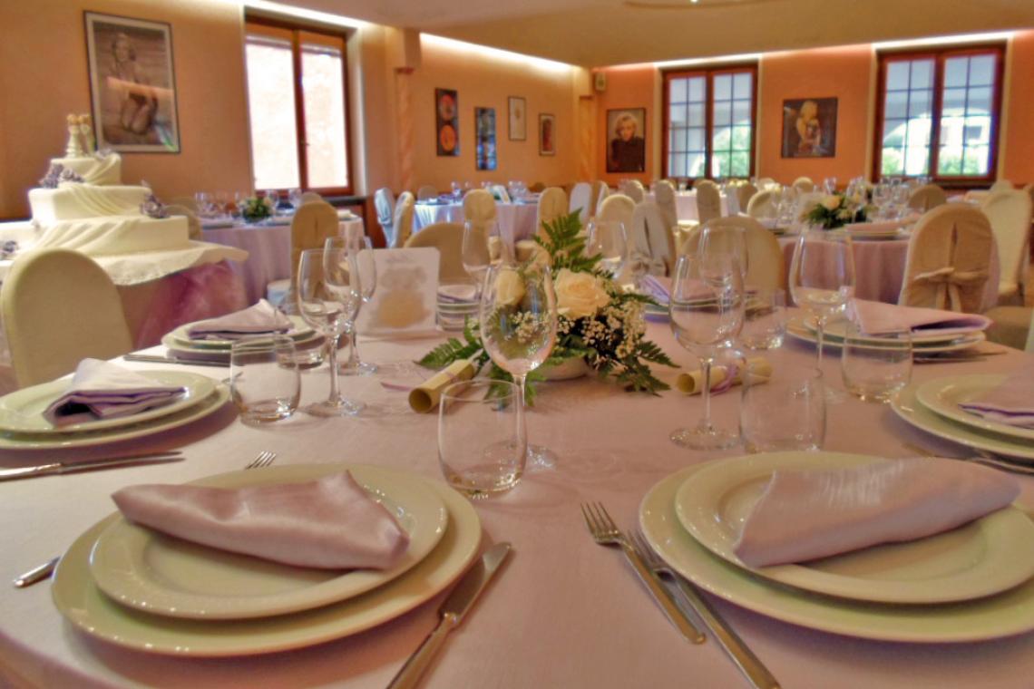 , Sala Marilyn, Location